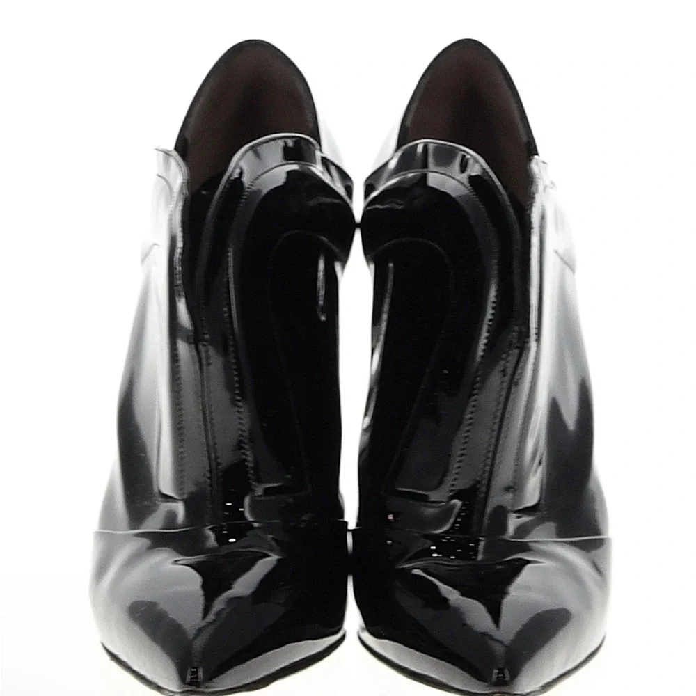 Fendi 
Black Patent Leather Sculpted Heel Pumps Size 37 Made in Italy - Picture 2 of 10